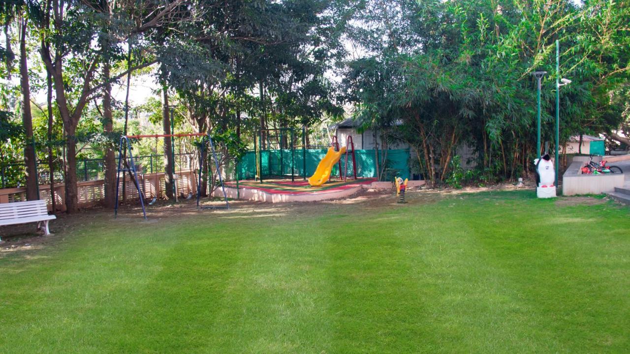 7 Apple Resort Lonavala Exterior photo