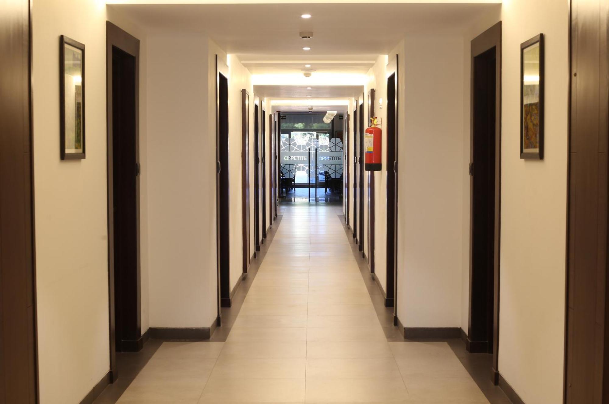 7 Apple Resort Lonavala Exterior photo