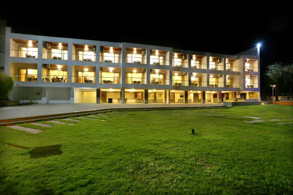 7 Apple Resort Lonavala Exterior photo