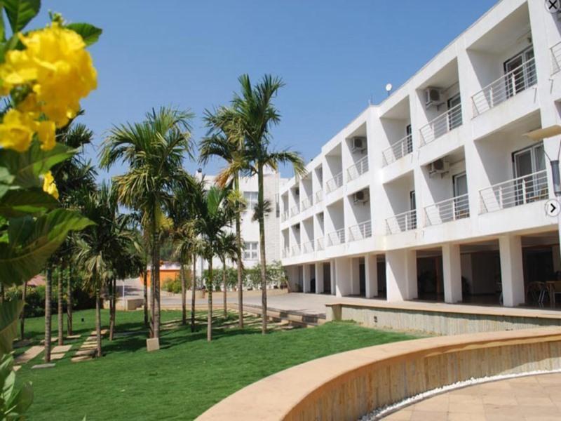 7 Apple Resort Lonavala Exterior photo